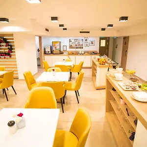 Kvihotel - The Smart Ξενοδοχείο Βουδαπέστη